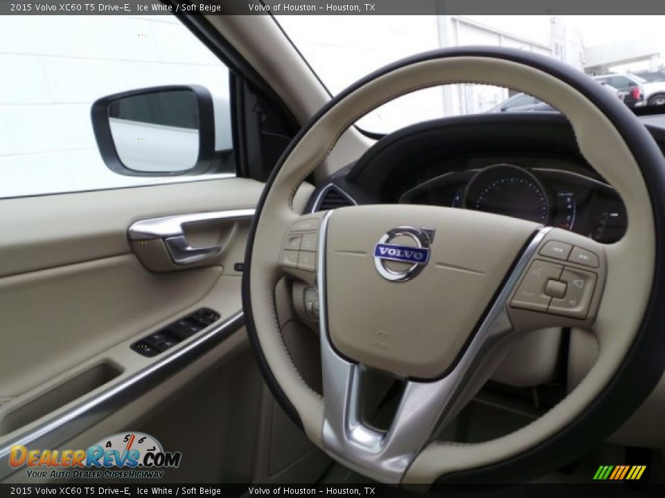 2015 Volvo XC60 T5 Drive-E Ice White / Soft Beige Photo #25