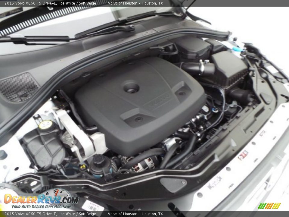 2015 Volvo XC60 T5 Drive-E Ice White / Soft Beige Photo #28
