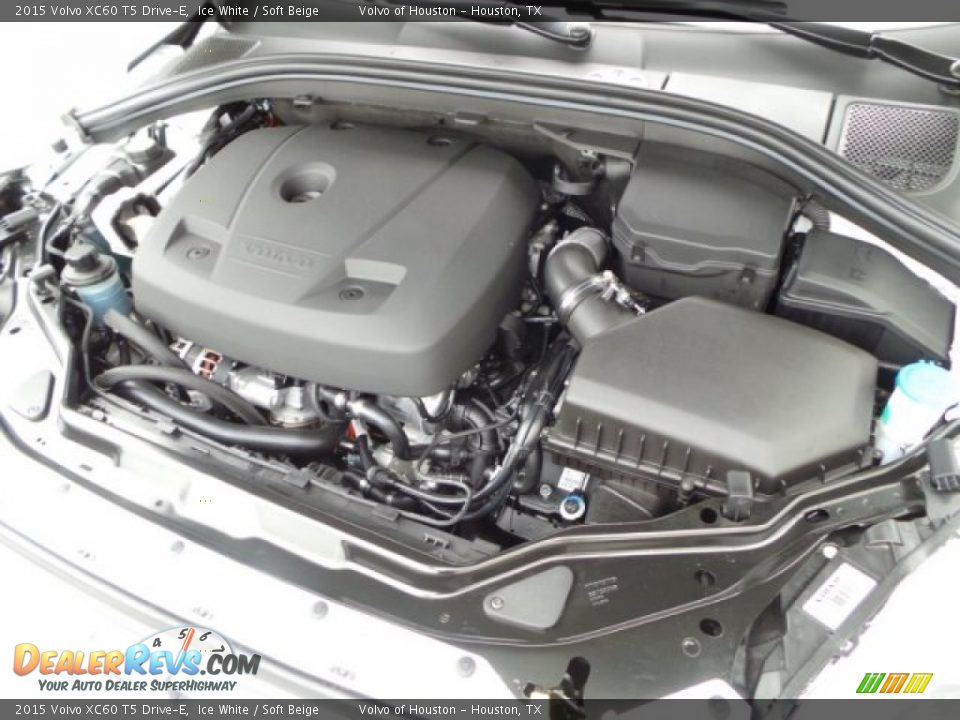 2015 Volvo XC60 T5 Drive-E Ice White / Soft Beige Photo #29