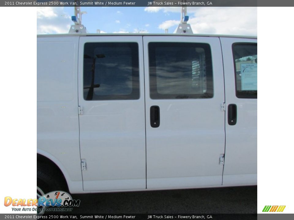 2011 Chevrolet Express 2500 Work Van Summit White / Medium Pewter Photo #15