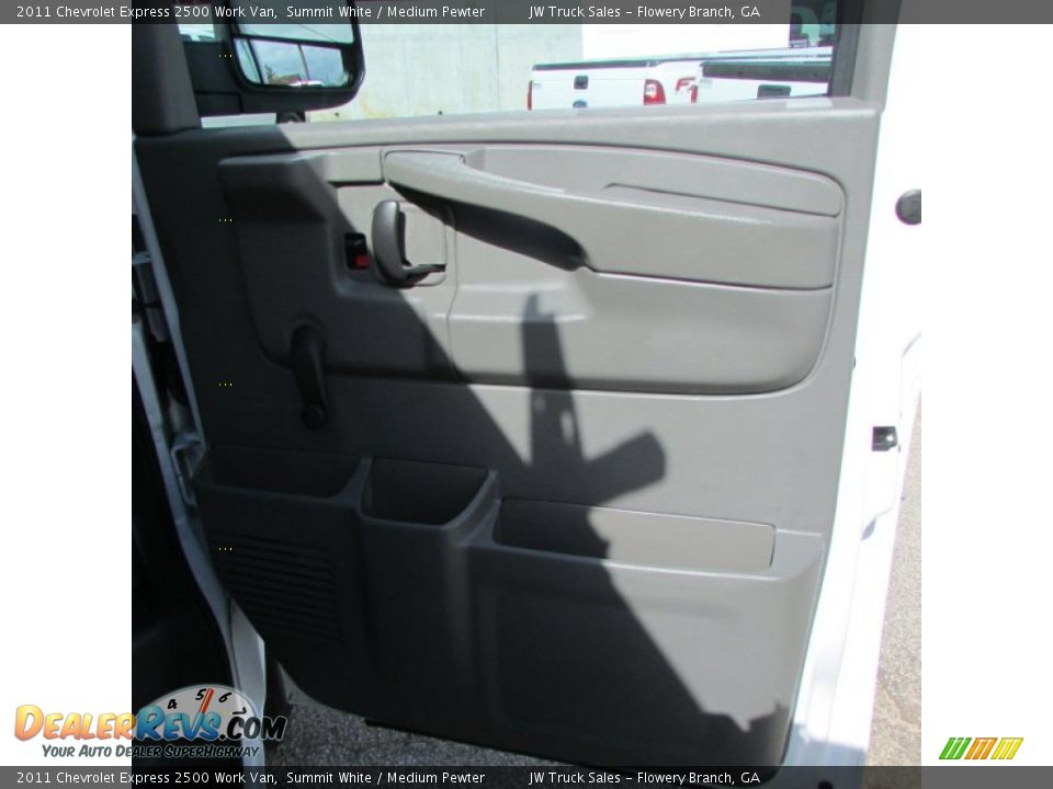 2011 Chevrolet Express 2500 Work Van Summit White / Medium Pewter Photo #25