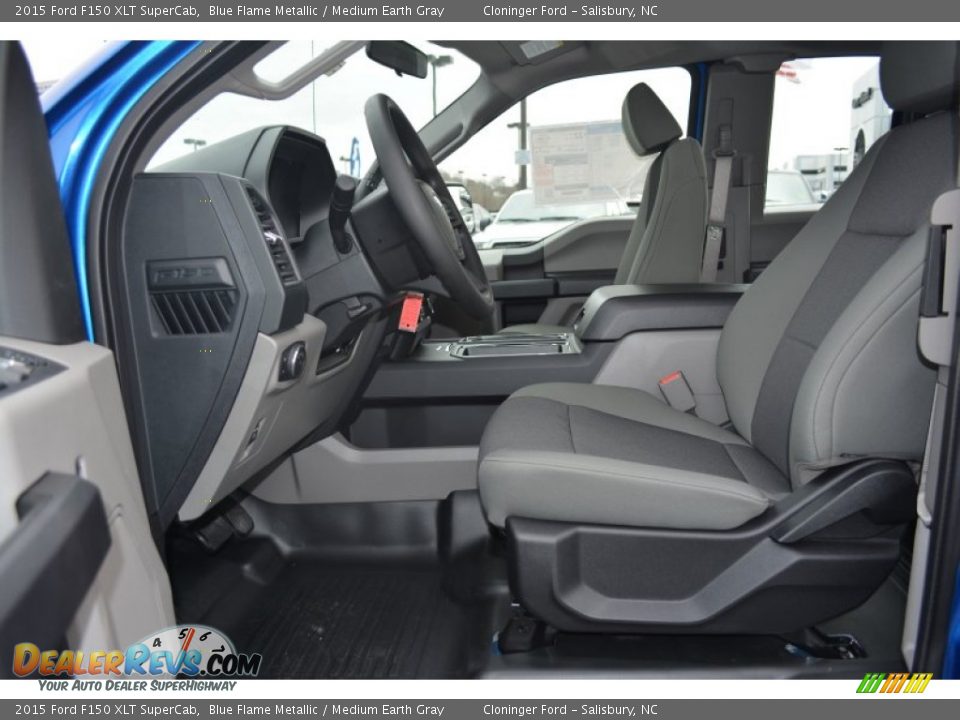 Front Seat of 2015 Ford F150 XLT SuperCab Photo #8