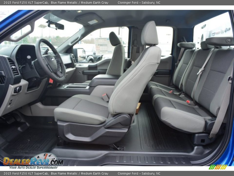 Medium Earth Gray Interior - 2015 Ford F150 XLT SuperCab Photo #11