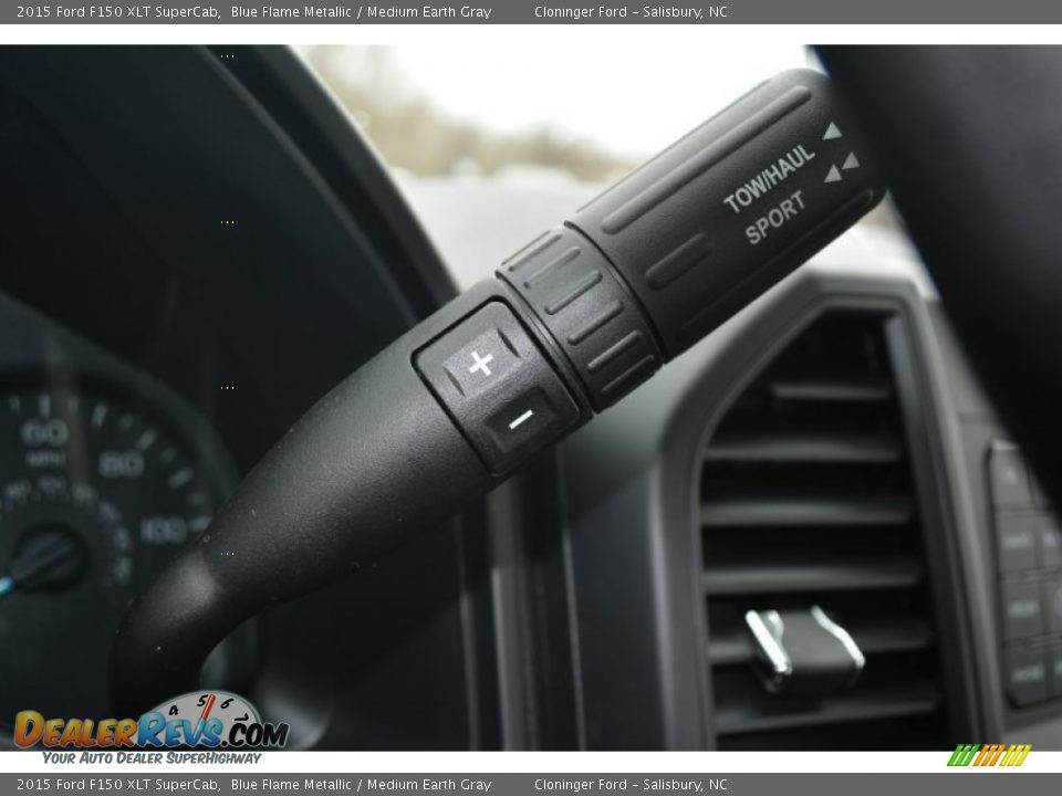 2015 Ford F150 XLT SuperCab Shifter Photo #15