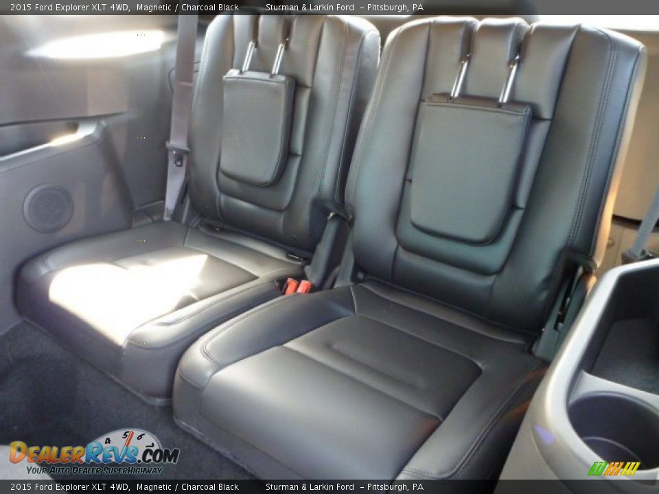 2015 Ford Explorer XLT 4WD Magnetic / Charcoal Black Photo #9