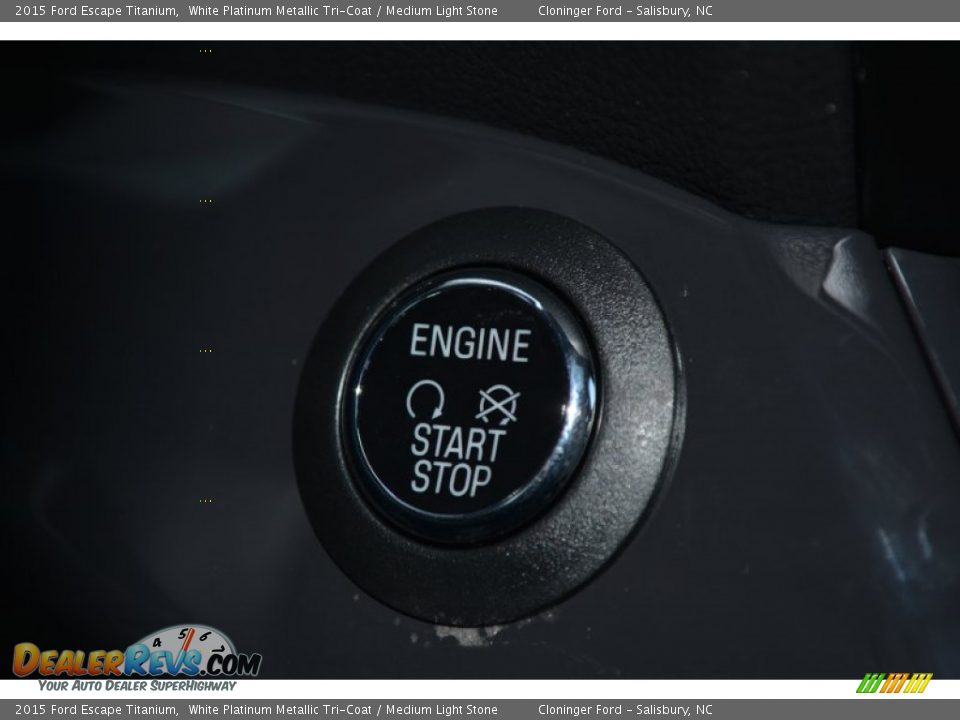 2015 Ford Escape Titanium White Platinum Metallic Tri-Coat / Medium Light Stone Photo #28