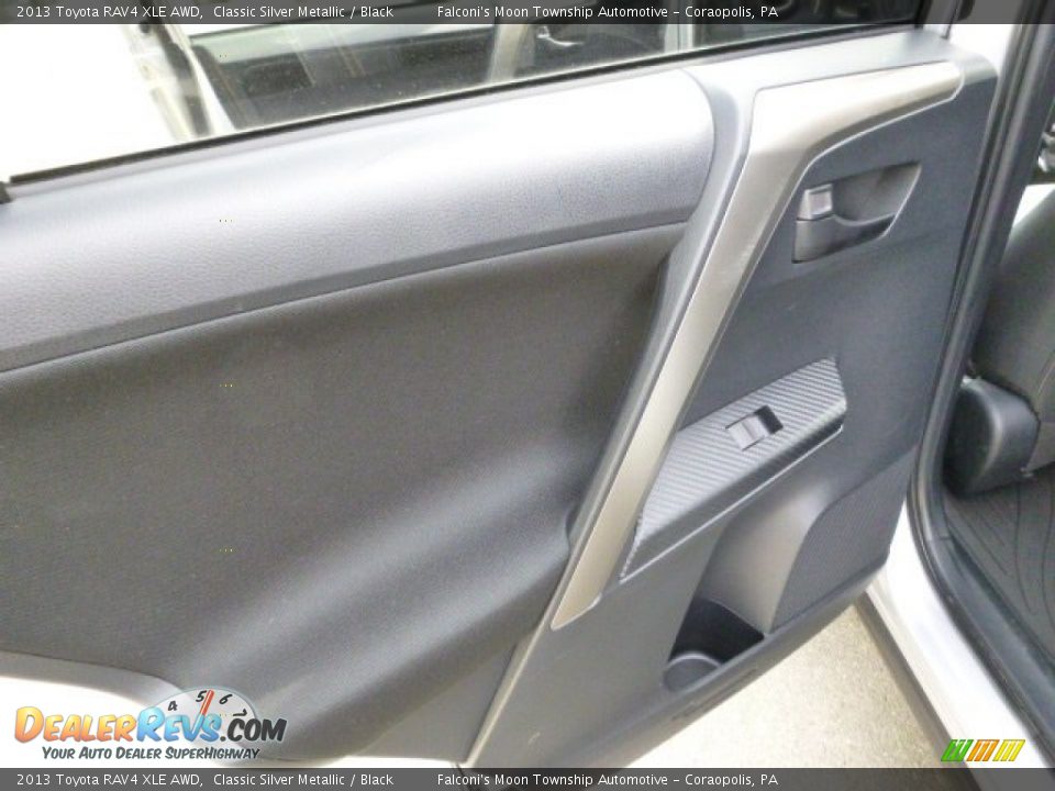 2013 Toyota RAV4 XLE AWD Classic Silver Metallic / Black Photo #18