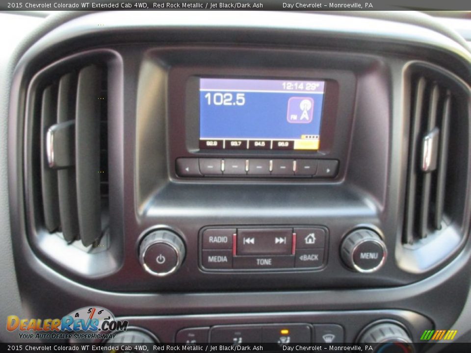Audio System of 2015 Chevrolet Colorado WT Extended Cab 4WD Photo #17