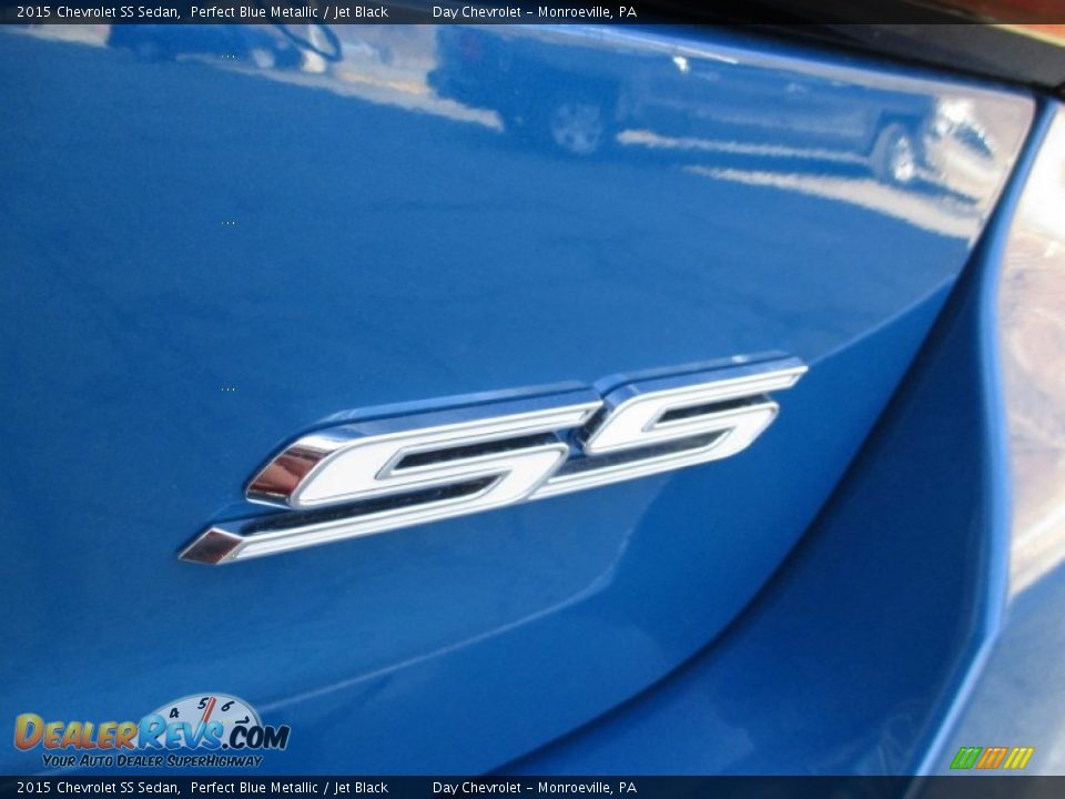 2015 Chevrolet SS Sedan Logo Photo #7