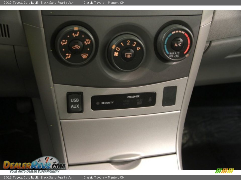 Controls of 2012 Toyota Corolla LE Photo #11