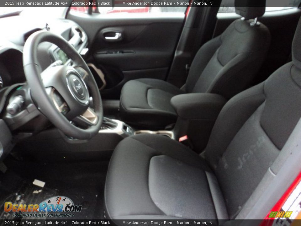 Front Seat of 2015 Jeep Renegade Latitude 4x4 Photo #5