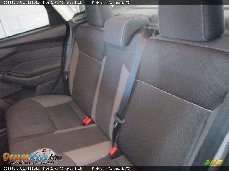 2014 Ford Focus SE Sedan Blue Candy / Charcoal Black Photo #11