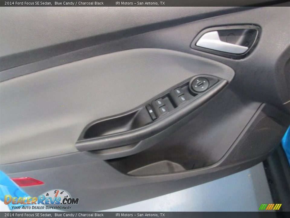 2014 Ford Focus SE Sedan Blue Candy / Charcoal Black Photo #14