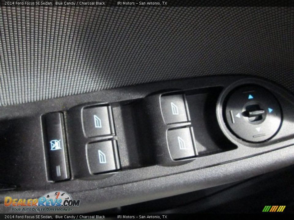 2014 Ford Focus SE Sedan Blue Candy / Charcoal Black Photo #22