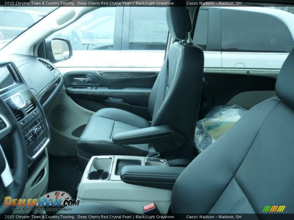 2015 Chrysler Town & Country Touring Deep Cherry Red Crystal Pearl / Black/Light Graystone Photo #3