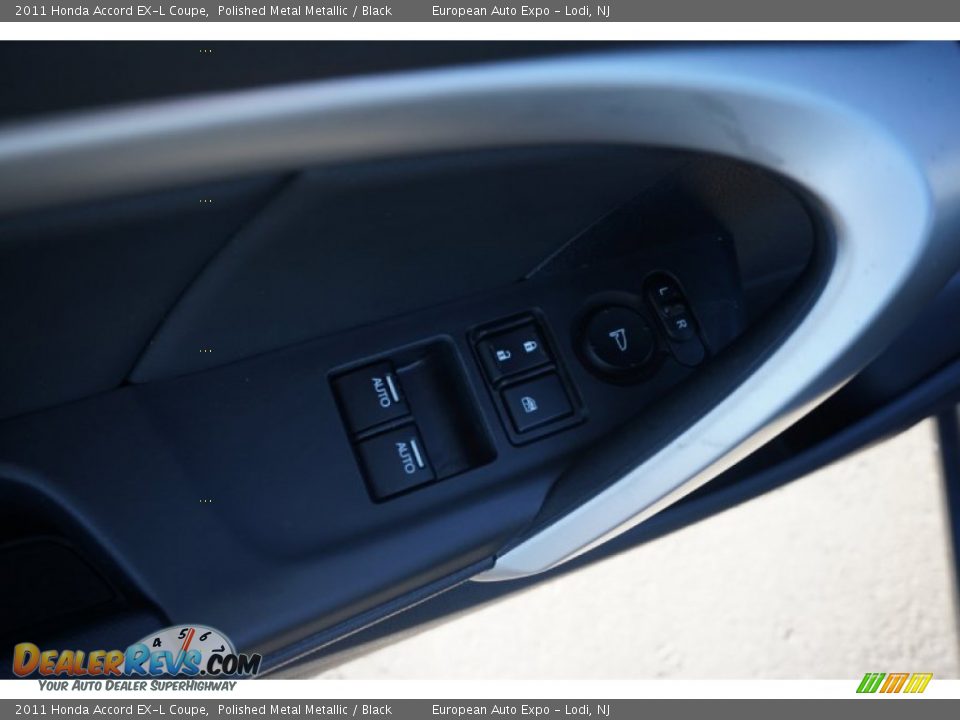 2011 Honda Accord EX-L Coupe Polished Metal Metallic / Black Photo #21
