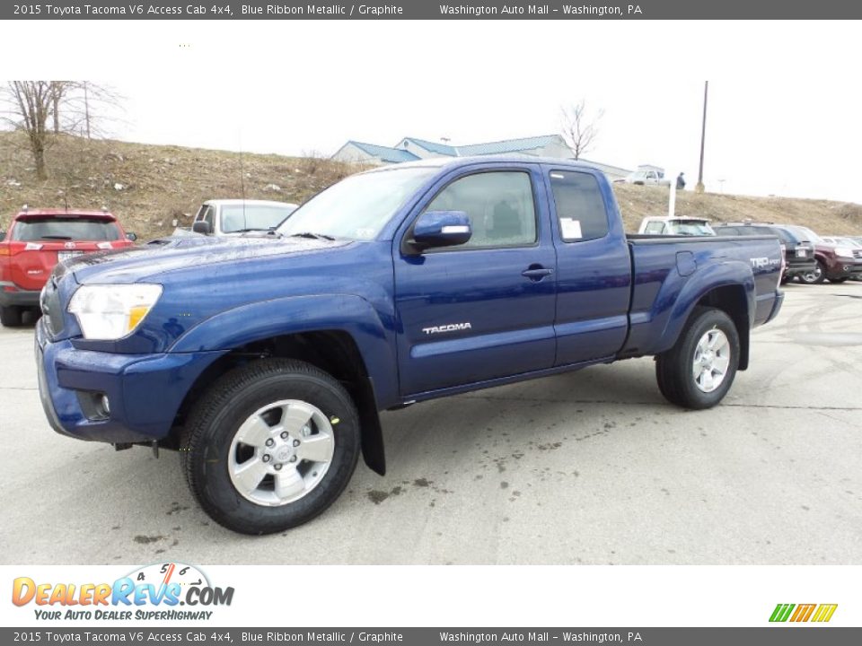 Front 3/4 View of 2015 Toyota Tacoma V6 Access Cab 4x4 Photo #2