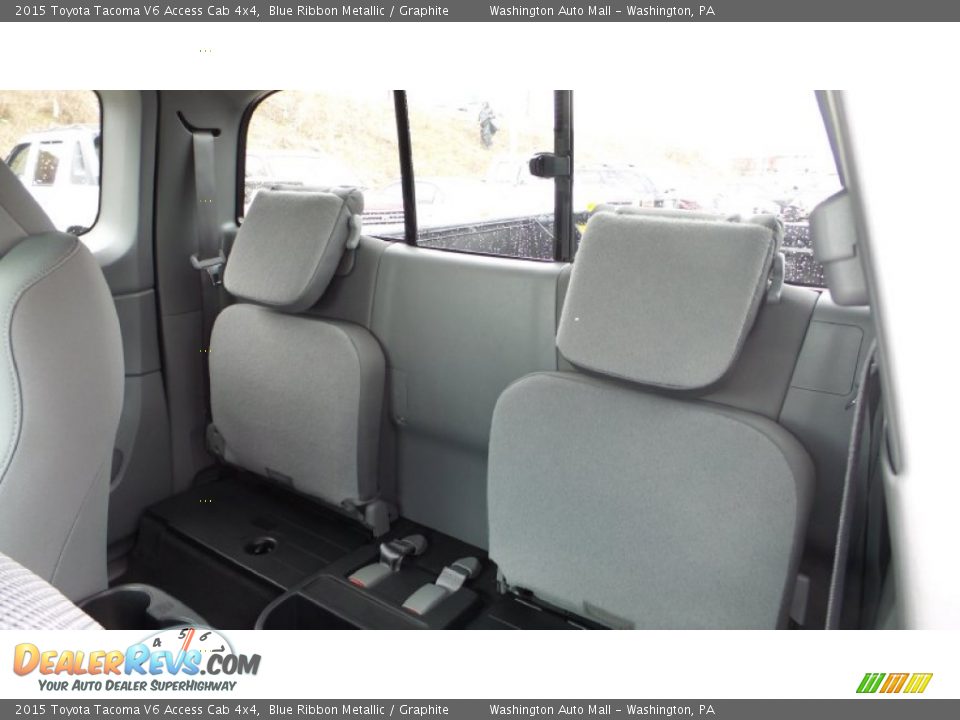 2015 Toyota Tacoma V6 Access Cab 4x4 Blue Ribbon Metallic / Graphite Photo #11