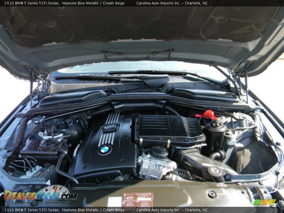 2010 BMW 5 Series 535i Sedan Neptune Blue Metallic / Cream Beige Photo #25