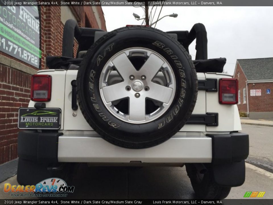 2010 Jeep Wrangler Sahara 4x4 Stone White / Dark Slate Gray/Medium Slate Gray Photo #32