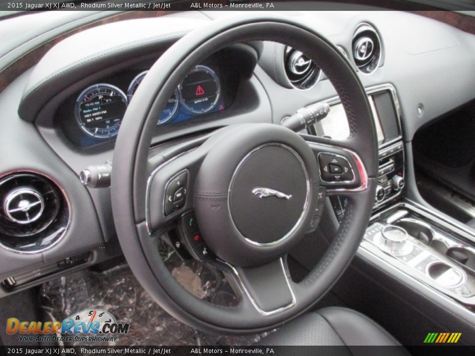2015 Jaguar XJ XJ AWD Steering Wheel Photo #15