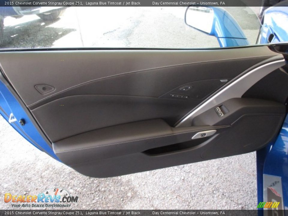Door Panel of 2015 Chevrolet Corvette Stingray Coupe Z51 Photo #11