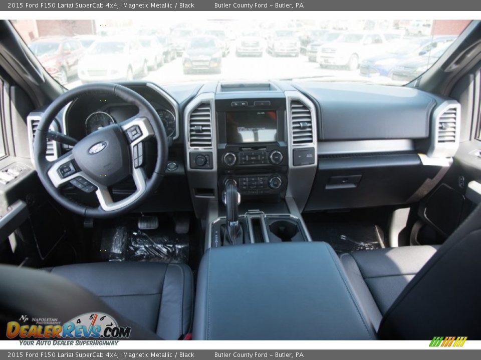 Dashboard of 2015 Ford F150 Lariat SuperCab 4x4 Photo #9