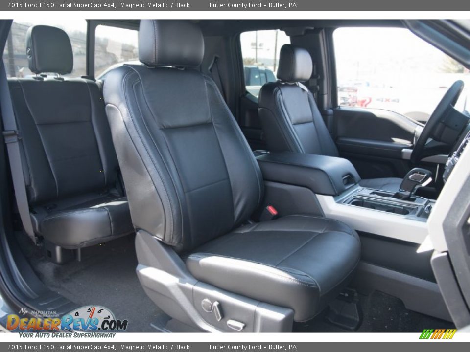 Front Seat of 2015 Ford F150 Lariat SuperCab 4x4 Photo #13