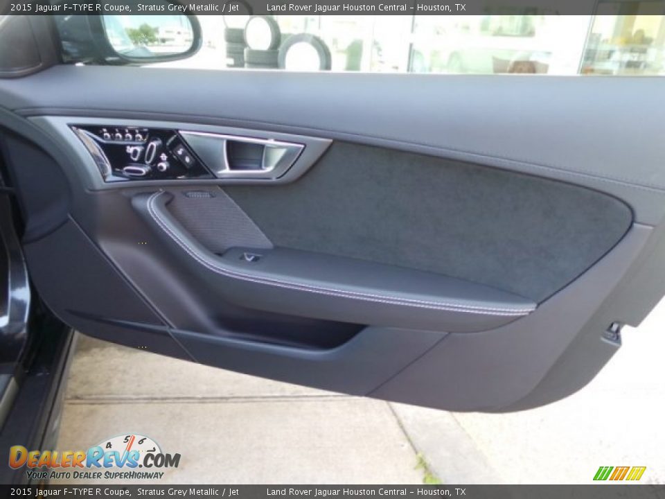 Door Panel of 2015 Jaguar F-TYPE R Coupe Photo #35