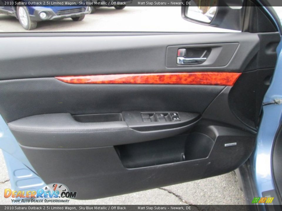 Door Panel of 2010 Subaru Outback 2.5i Limited Wagon Photo #12