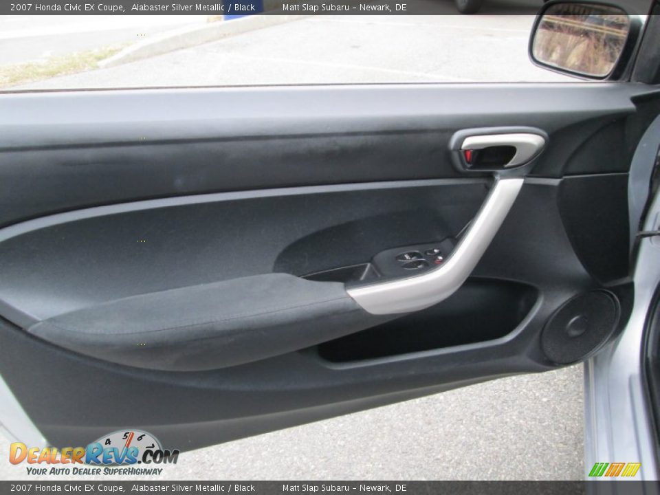 2007 Honda Civic EX Coupe Alabaster Silver Metallic / Black Photo #13
