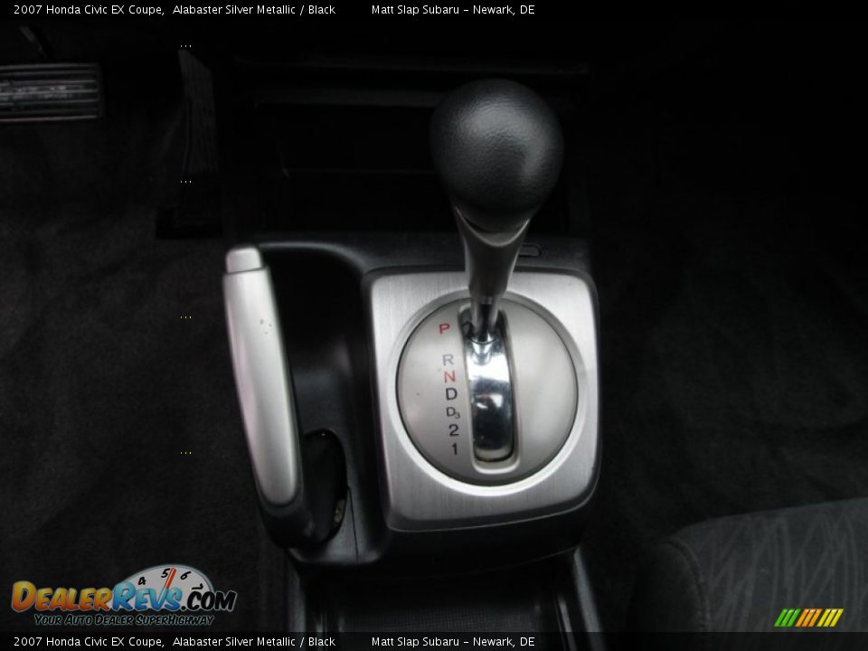 2007 Honda Civic EX Coupe Alabaster Silver Metallic / Black Photo #25
