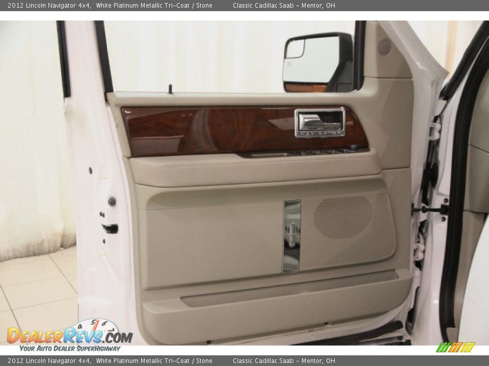 2012 Lincoln Navigator 4x4 White Platinum Metallic Tri-Coat / Stone Photo #6