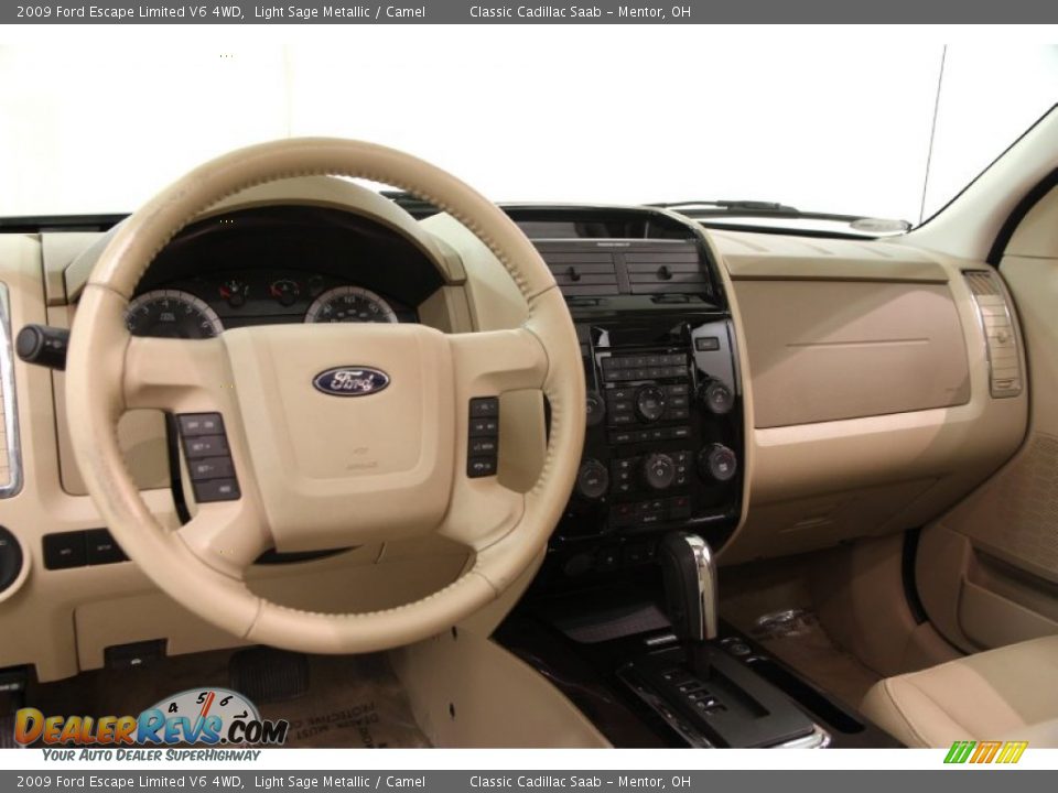 Dashboard of 2009 Ford Escape Limited V6 4WD Photo #6