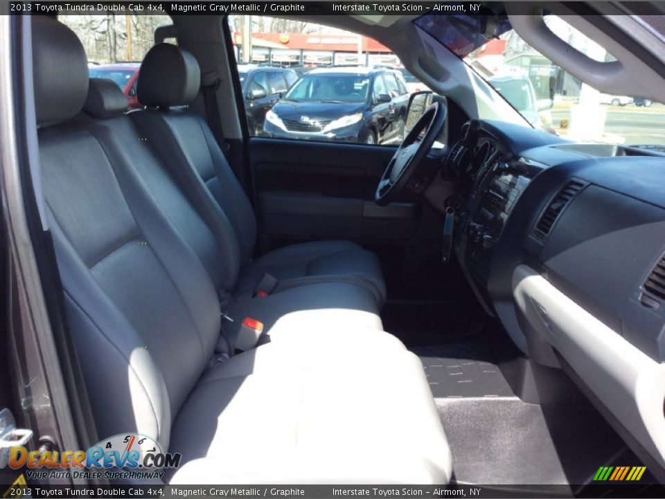 2013 Toyota Tundra Double Cab 4x4 Magnetic Gray Metallic / Graphite Photo #19