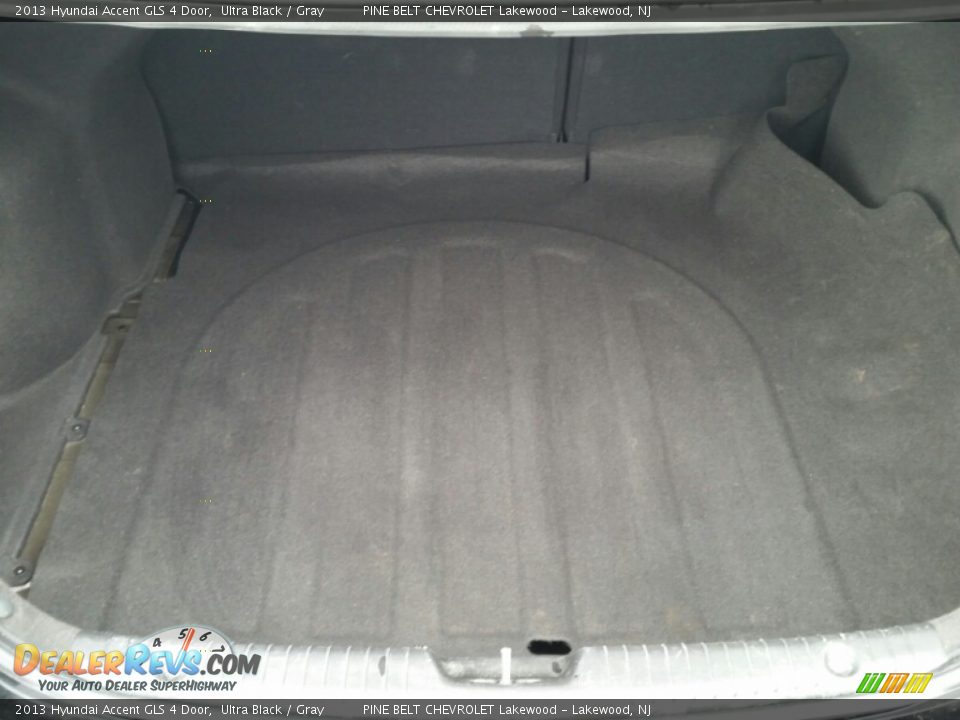 2013 Hyundai Accent GLS 4 Door Ultra Black / Gray Photo #22
