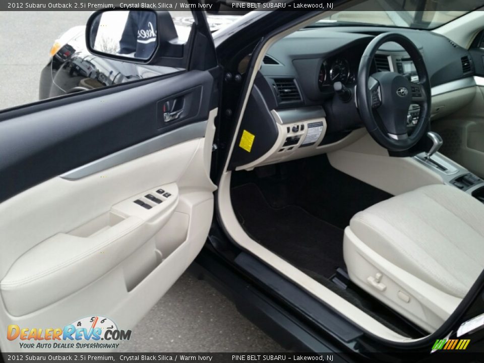 2012 Subaru Outback 2.5i Premium Crystal Black Silica / Warm Ivory Photo #18