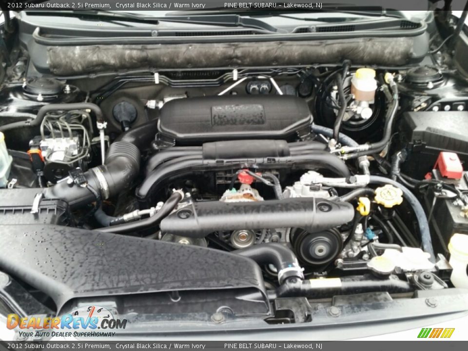 2012 Subaru Outback 2.5i Premium Crystal Black Silica / Warm Ivory Photo #25