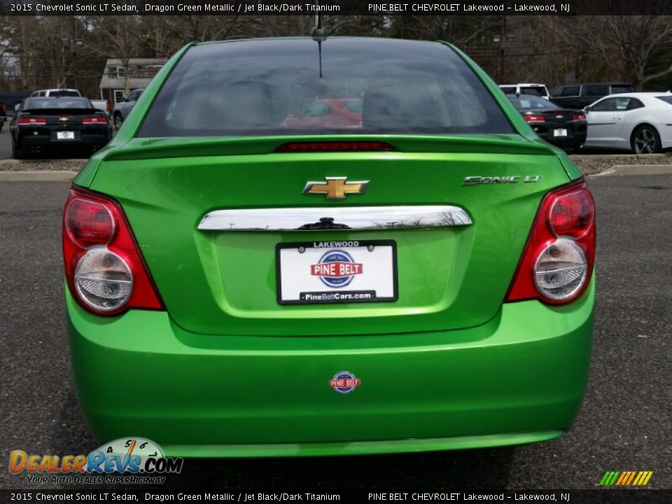 2015 Chevrolet Sonic LT Sedan Dragon Green Metallic / Jet Black/Dark Titanium Photo #5