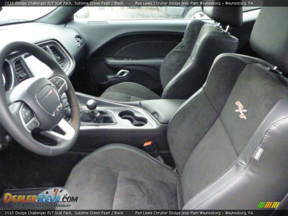 Front Seat of 2015 Dodge Challenger R/T Scat Pack Photo #10