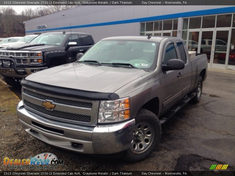 Front 3/4 View of 2013 Chevrolet Silverado 1500 LS Extended Cab 4x4 Photo #1