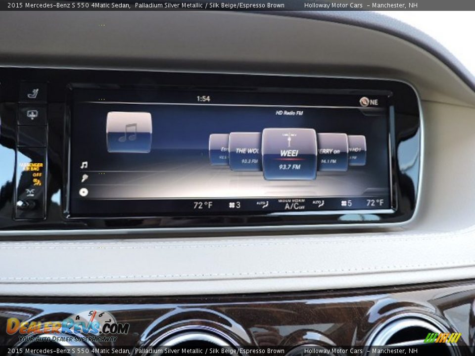 Controls of 2015 Mercedes-Benz S 550 4Matic Sedan Photo #12