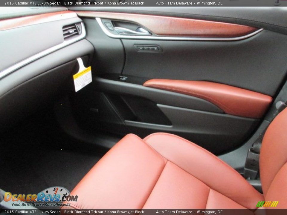 2015 Cadillac XTS Luxury Sedan Black Diamond Tricoat / Kona Brown/Jet Black Photo #10