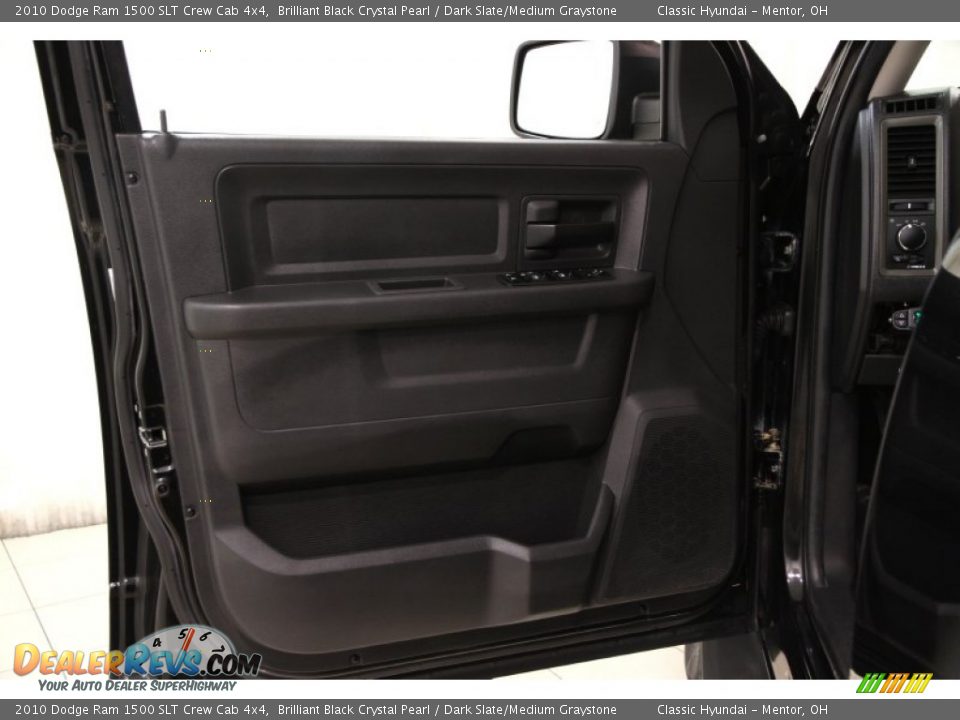 2010 Dodge Ram 1500 SLT Crew Cab 4x4 Brilliant Black Crystal Pearl / Dark Slate/Medium Graystone Photo #4