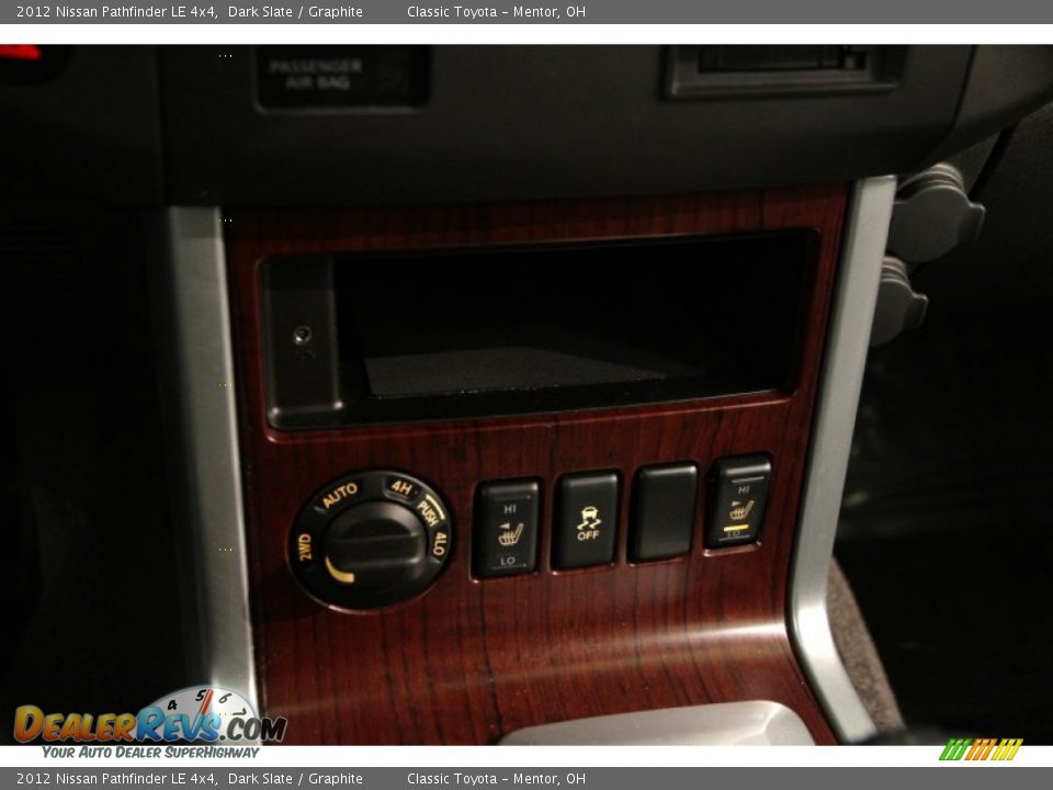 2012 Nissan Pathfinder LE 4x4 Dark Slate / Graphite Photo #11