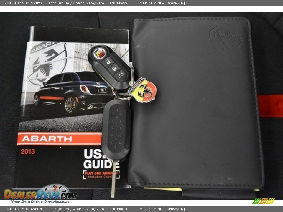 2013 Fiat 500 Abarth Bianco (White) / Abarth Nero/Nero (Black/Black) Photo #33