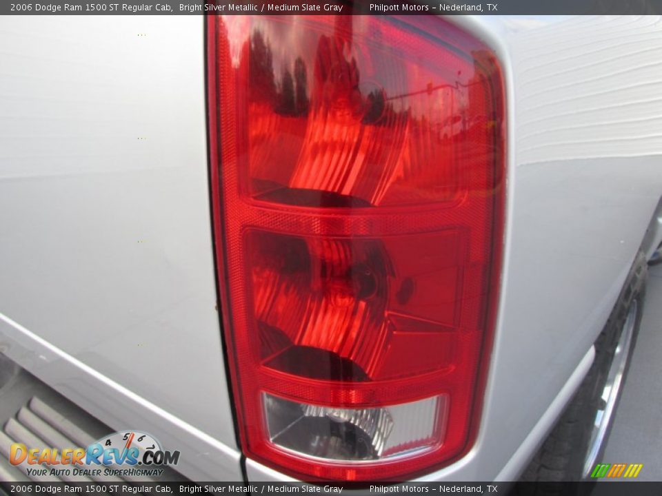 2006 Dodge Ram 1500 ST Regular Cab Bright Silver Metallic / Medium Slate Gray Photo #11