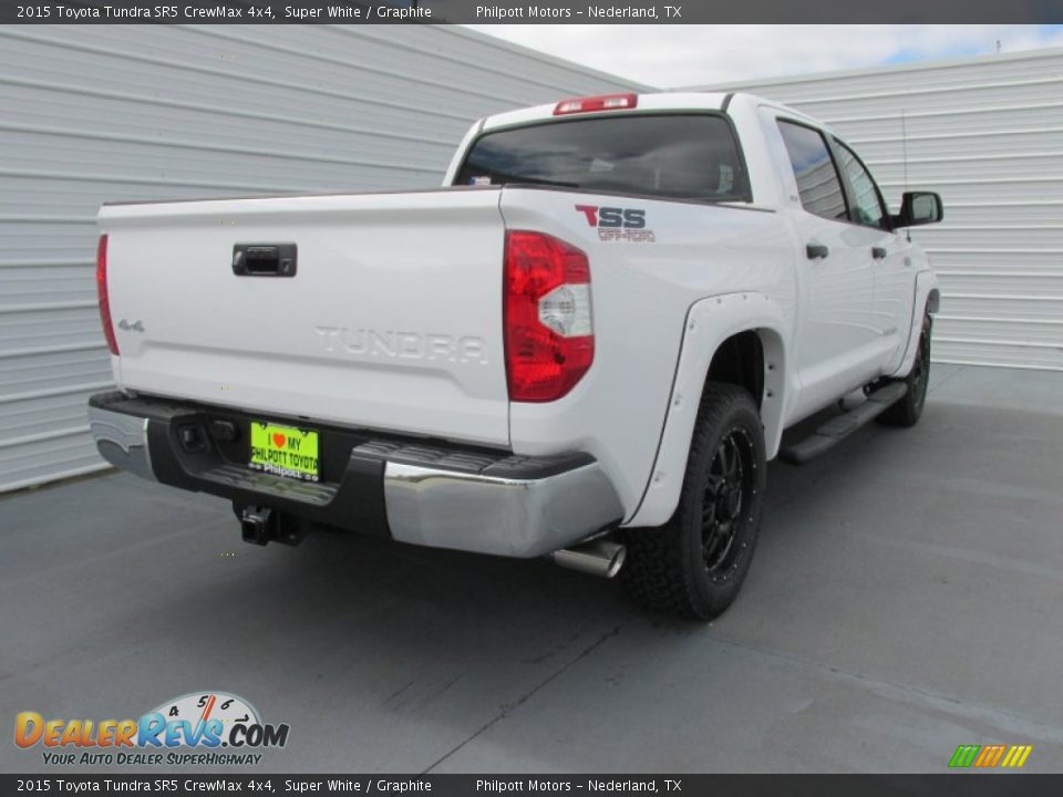 2015 Toyota Tundra SR5 CrewMax 4x4 Super White / Graphite Photo #4