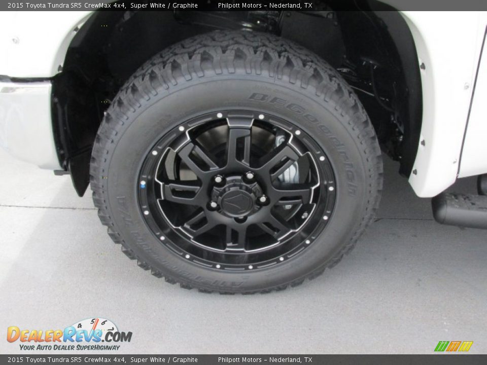 2015 Toyota Tundra SR5 CrewMax 4x4 Super White / Graphite Photo #11