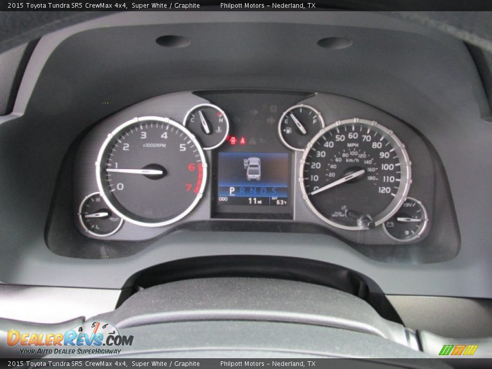 2015 Toyota Tundra SR5 CrewMax 4x4 Super White / Graphite Photo #34